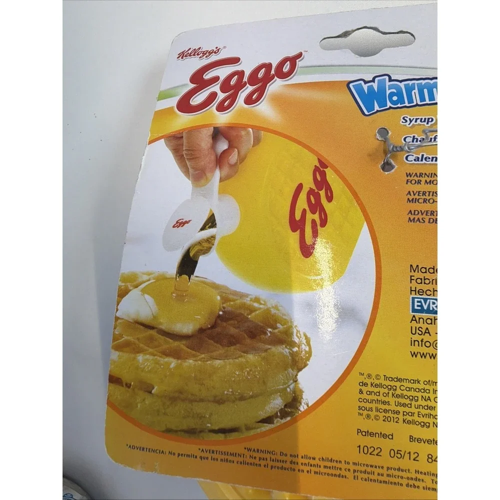 Kellogg's‎ Eggo Waffle Warm and Pour Waffle Shaped Syrup Dispenser For Breakfast